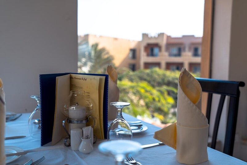 Swiss Inn Pyramids Golf Resort 60