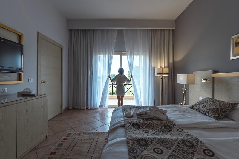 Swiss Inn Pyramids Golf Resort 68