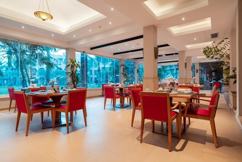 Swiss Inn Pyramids Golf Resort 84