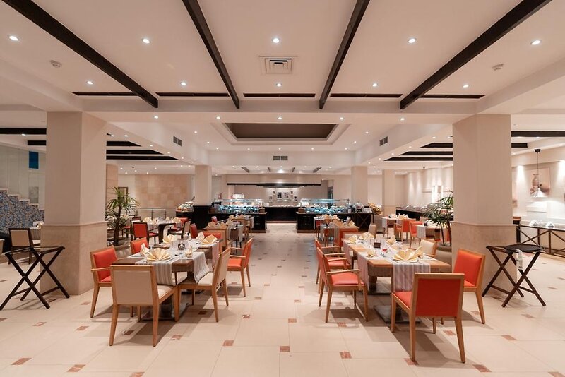 Swiss Inn Pyramids Golf Resort 95