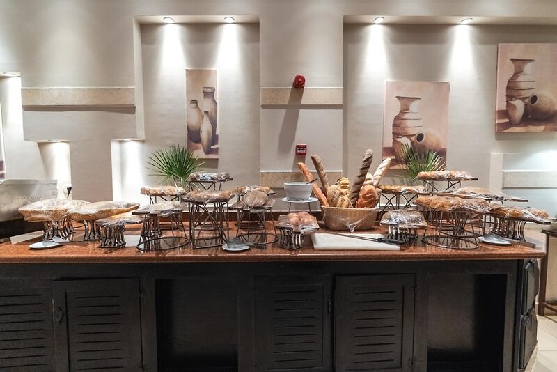 Swiss Inn Pyramids Golf Resort 112