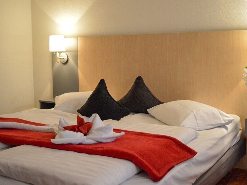 CAREA Residenz Hotel Harzhöhe 37