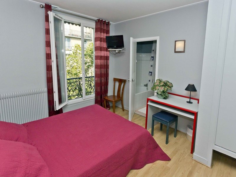 Hipotel Paris Belgrand Marie 20Éme 3