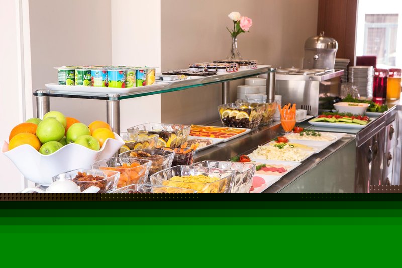 Obelisk Hotel & Suites