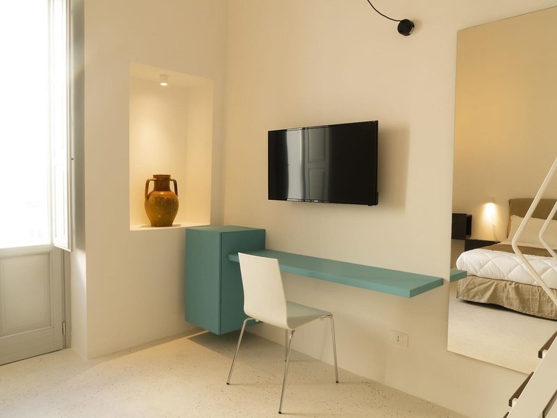 Donna Domenica Boutique Suites 22