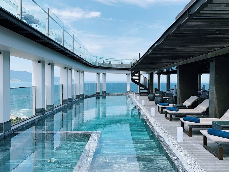Stella Maris Beach Danang 10