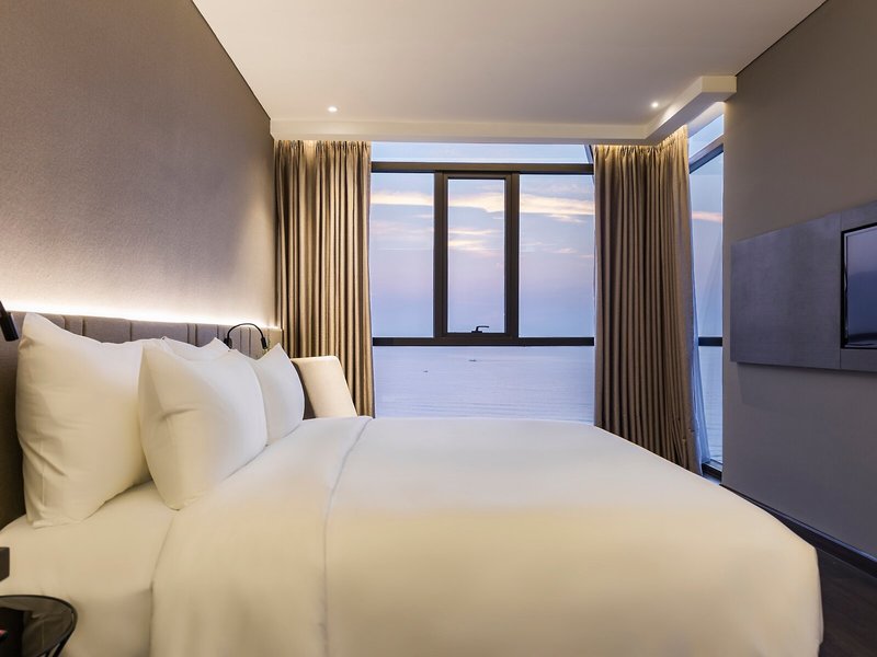 Stella Maris Beach Danang 38