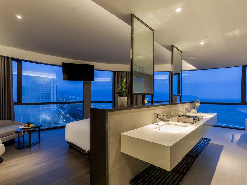 Stella Maris Beach Danang 43
