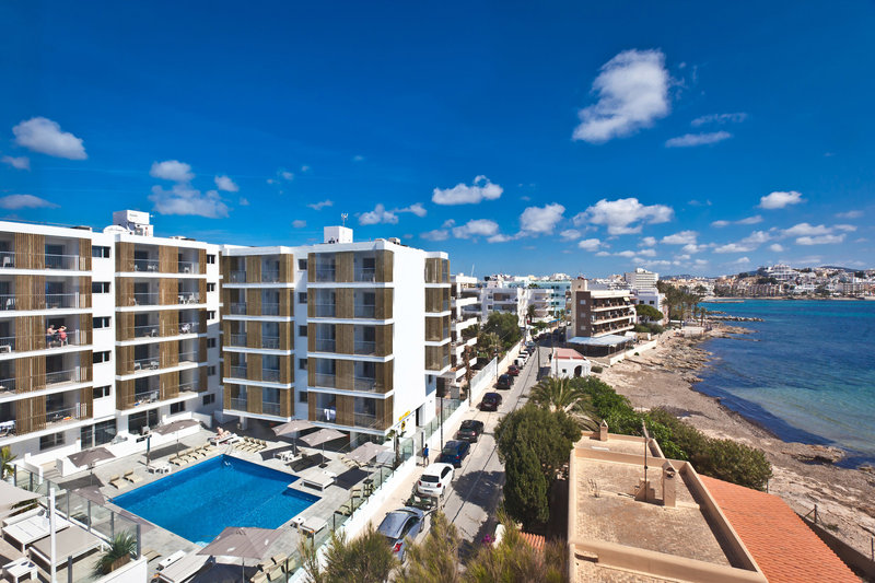 Ryans Ibiza Apartments 11