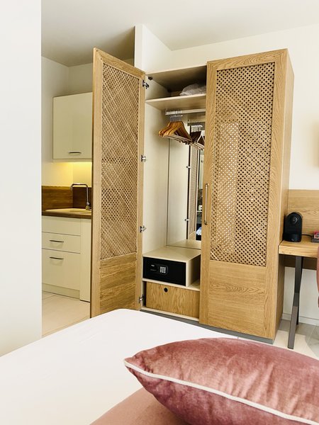 Serenity Suites 12