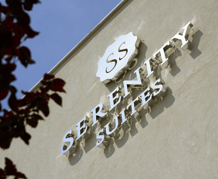 Serenity Suites 33