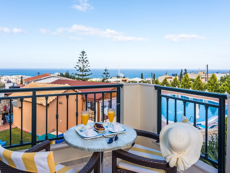 Pilot's Villas Luxury Suites 6