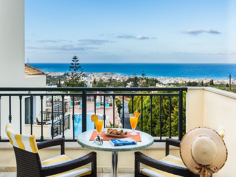 Pilot's Villas Luxury Suites 7