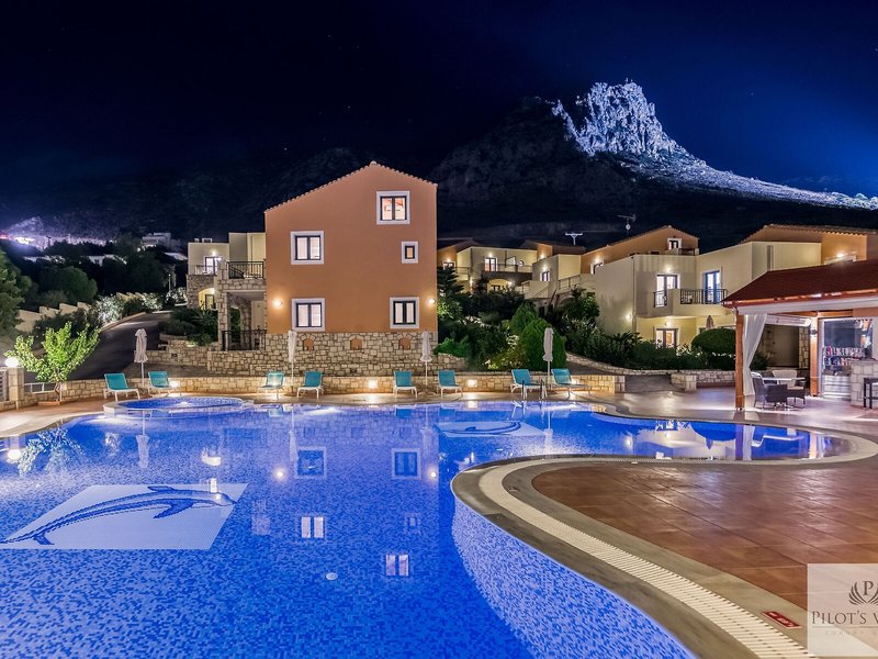 Pilot's Villas Luxury Suites 11