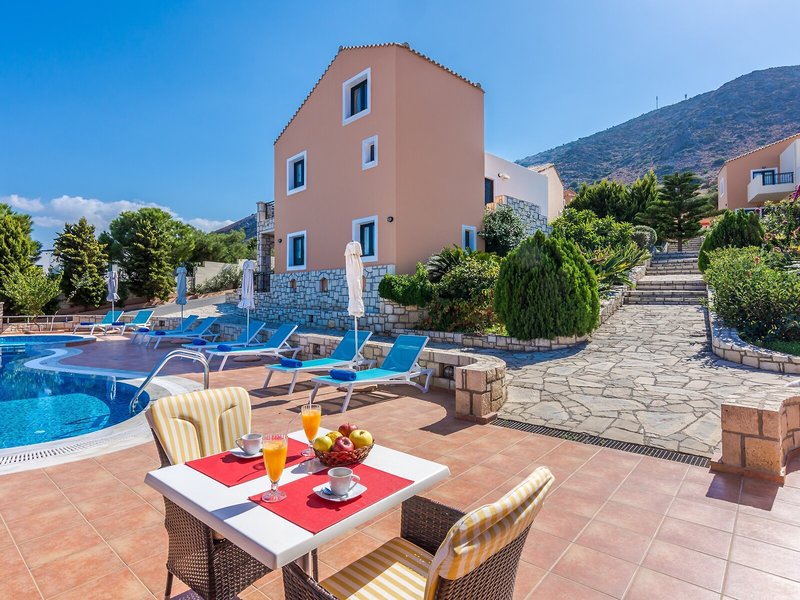 Pilot's Villas Luxury Suites 18