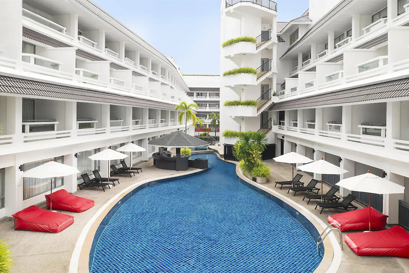 Radisson Red Phuket Patong Beach 3