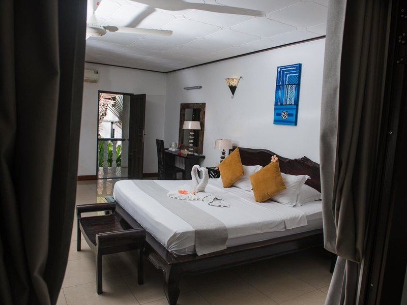 Chateau St. Cloud 14