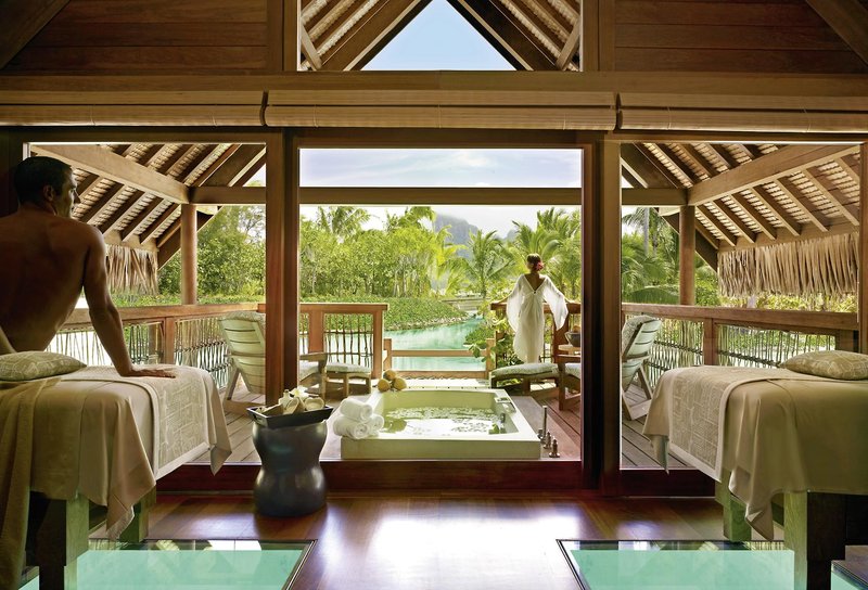 Four Seasons Resort Bora Bora 6