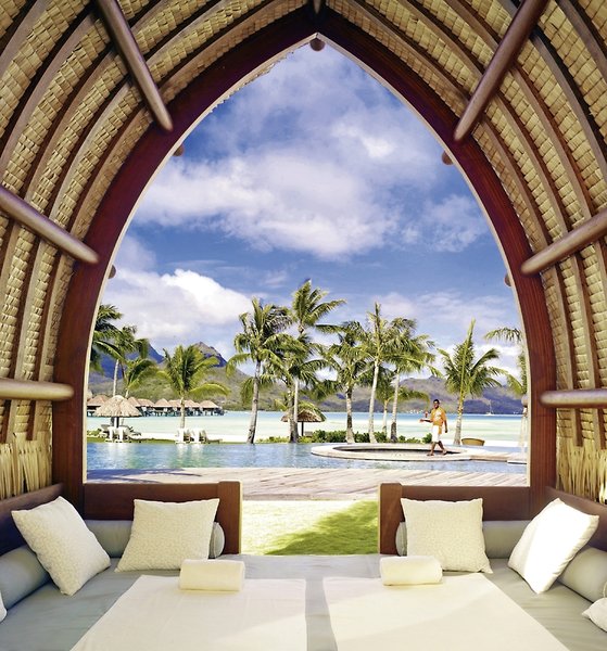 Four Seasons Resort Bora Bora 14