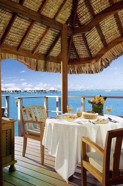 Four Seasons Resort Bora Bora 24