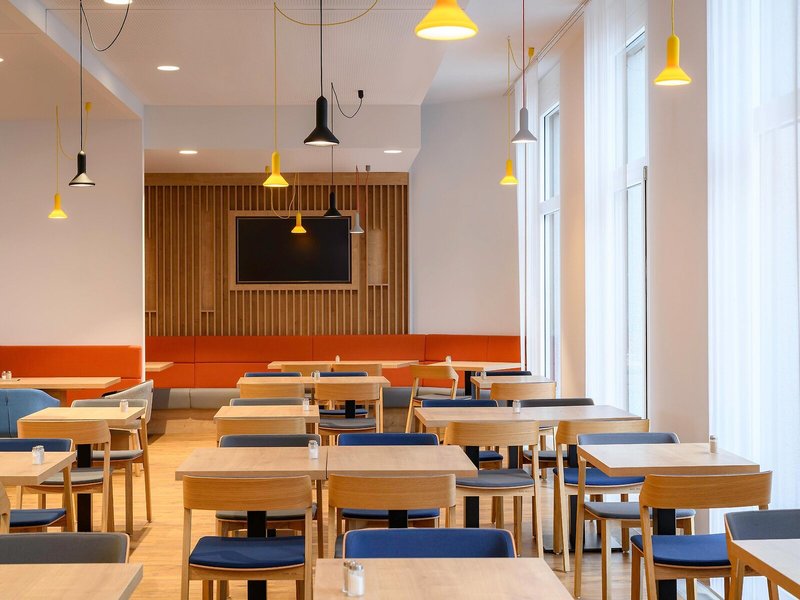 Holiday Inn Express Regensburg 5