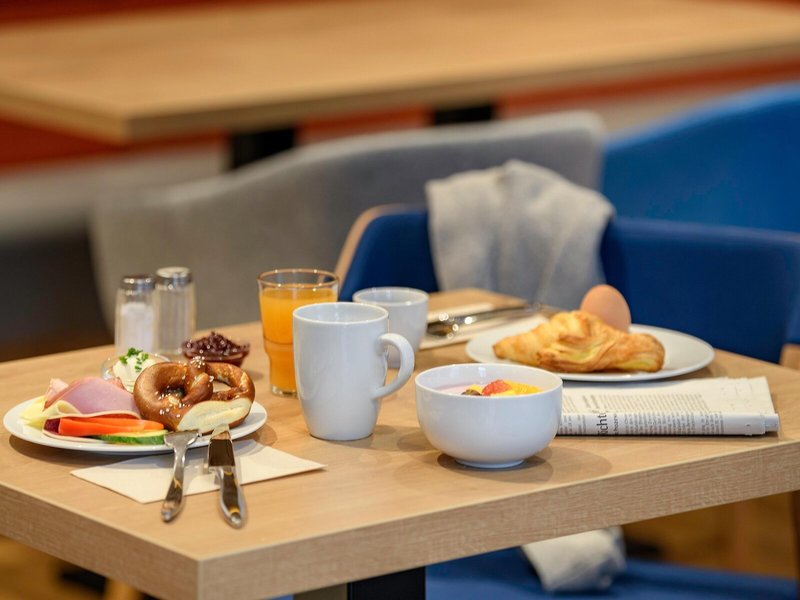 Holiday Inn Express Regensburg 7