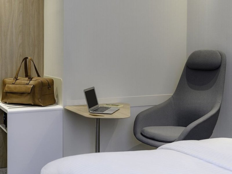 Holiday Inn Express Regensburg 11