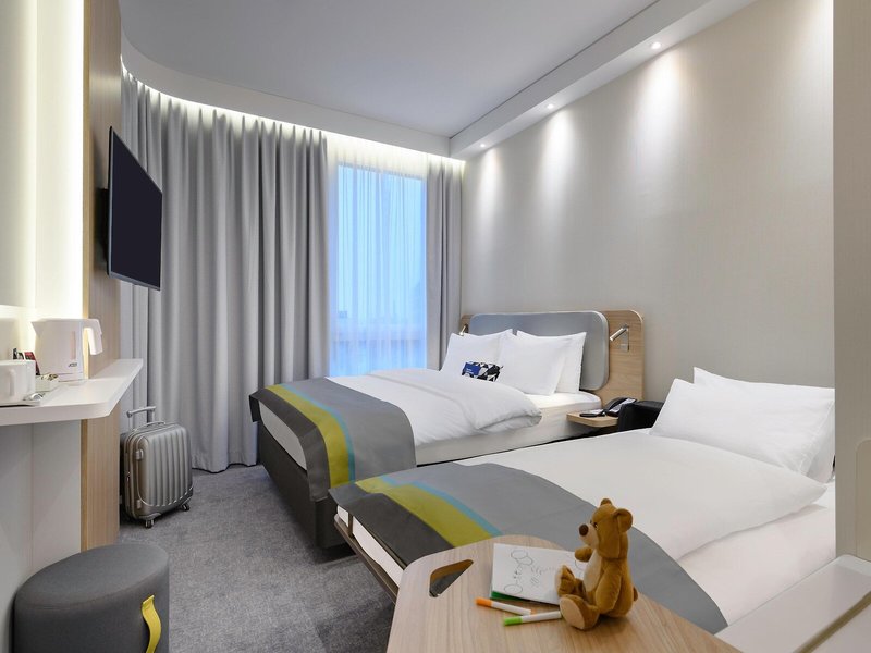 Holiday Inn Express Regensburg 14