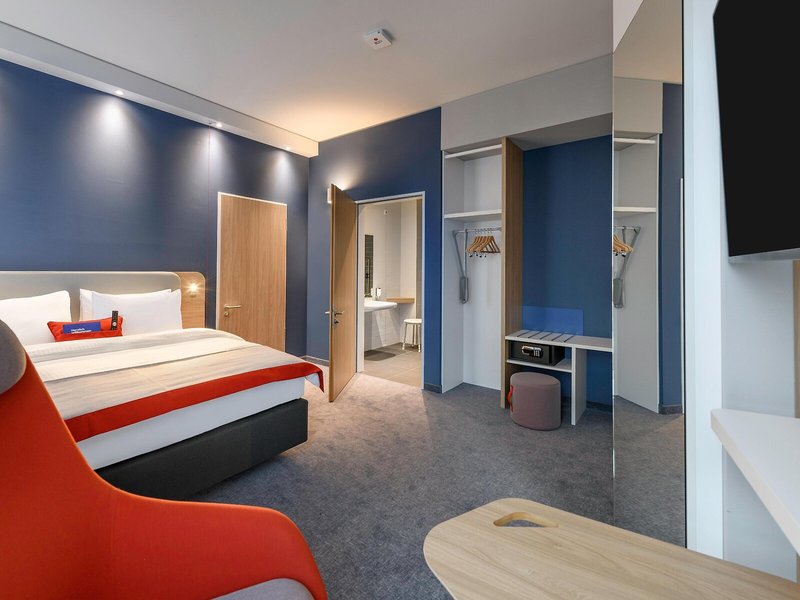 Holiday Inn Express Regensburg 15