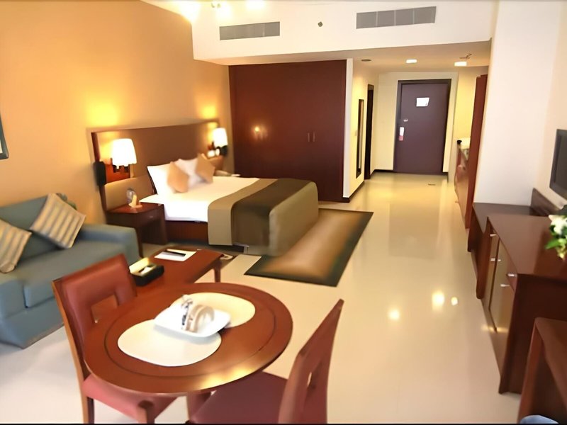 Star Metro Deira Hotel Apartments 6