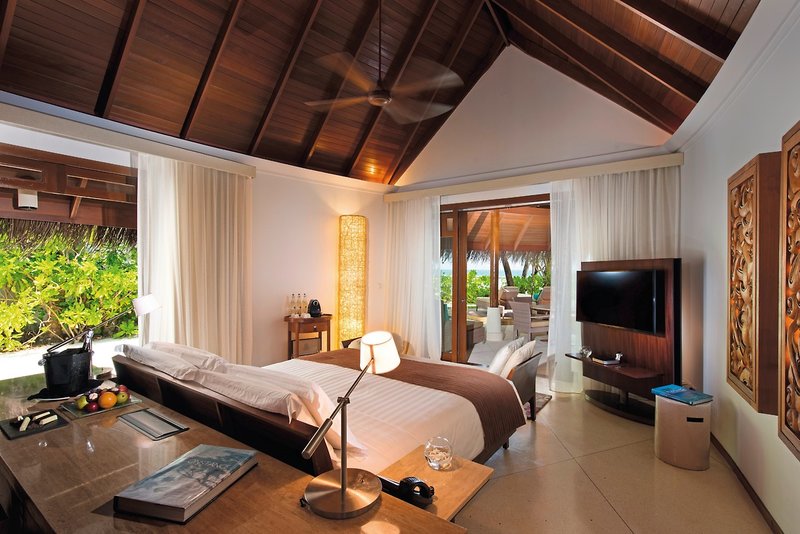 Constance Halaveli Maldives 8