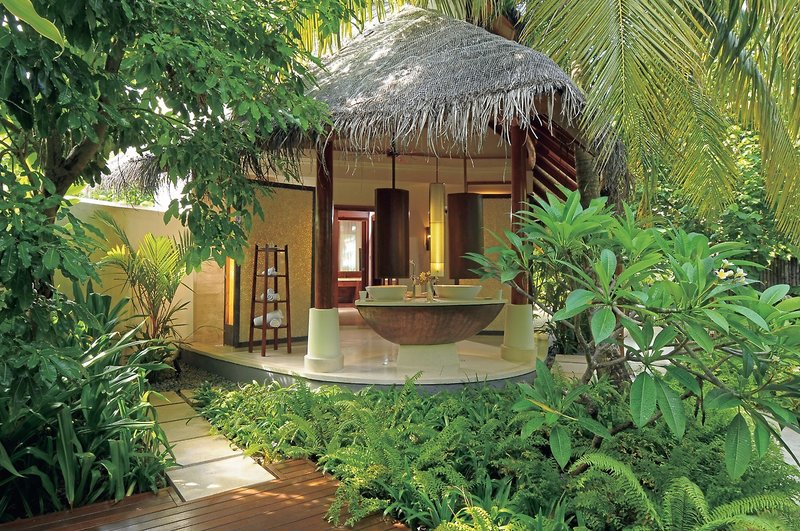 Constance Halaveli Maldives 14