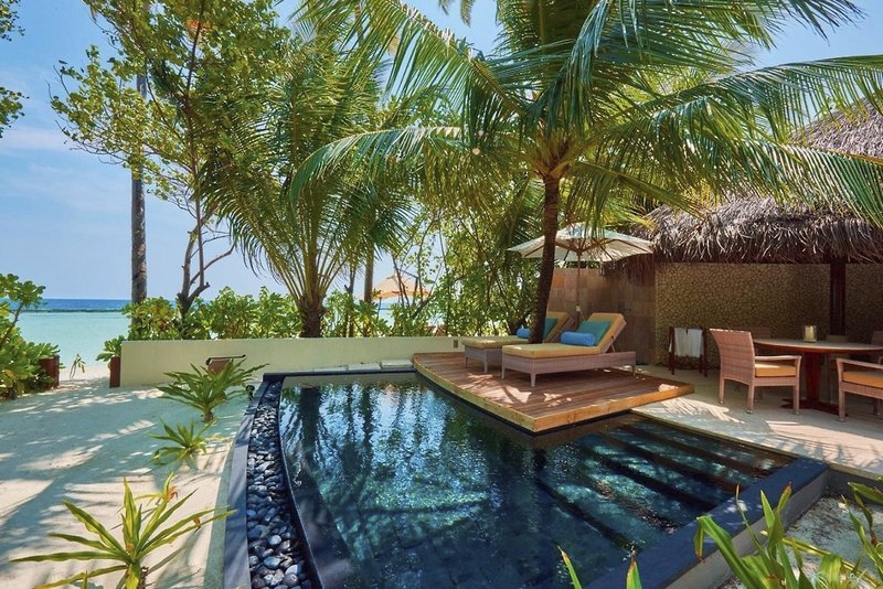Constance Halaveli Maldives 11