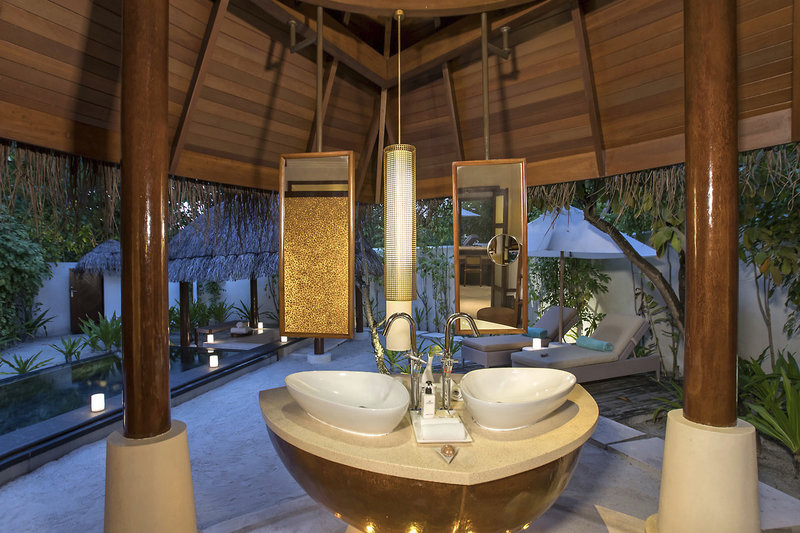 Constance Halaveli Maldives 15