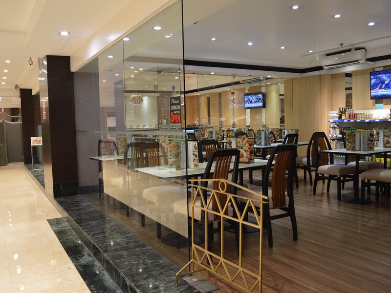 Executive Hotel Manila 5