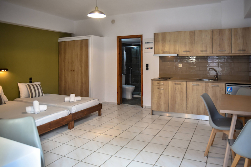 Iraklis Apartments 5