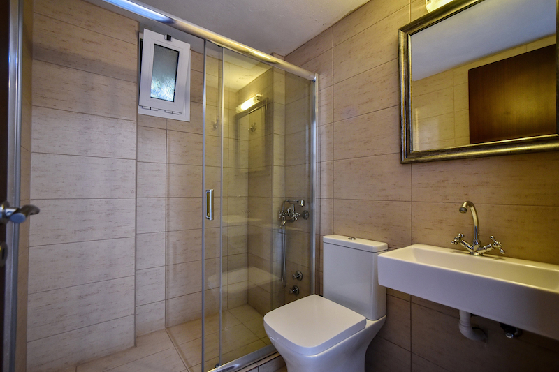Iraklis Apartments 9