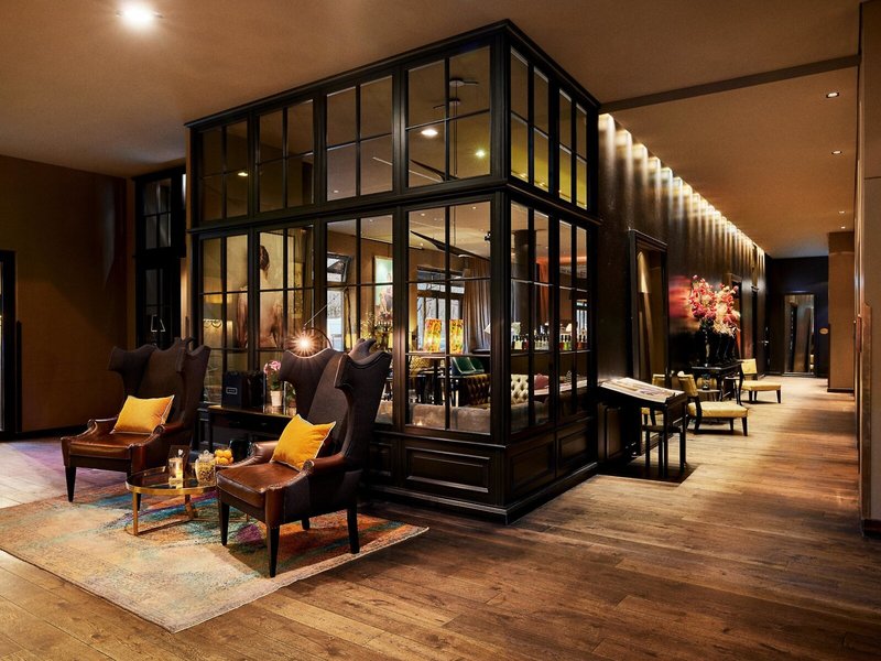 The George 7