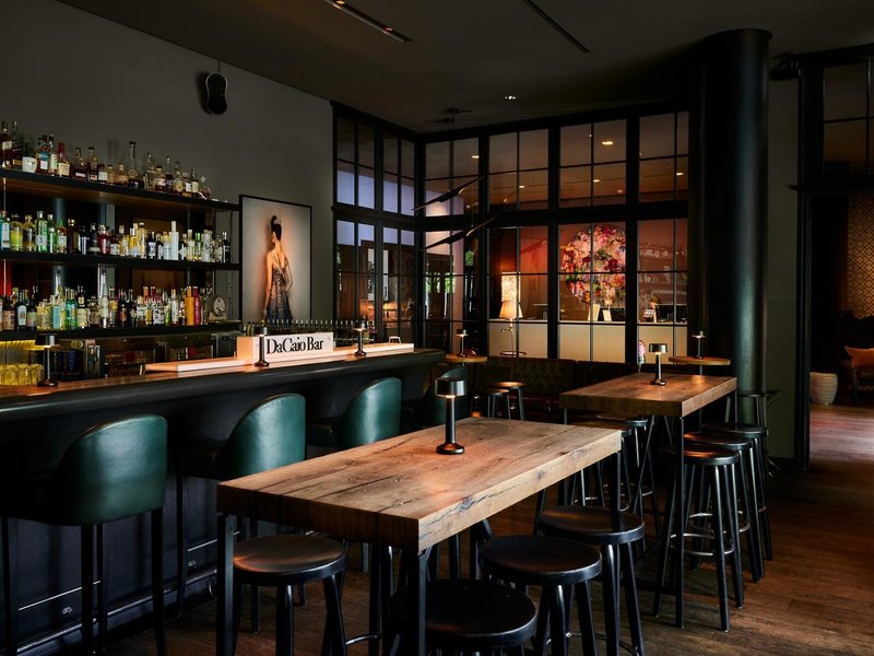 The George 16