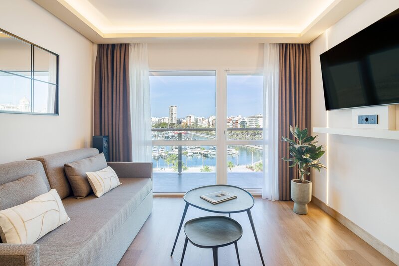 The Level At Meliá Alicante 65