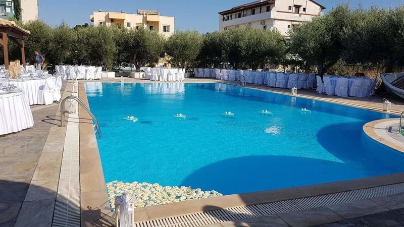 Lili Hotel 7