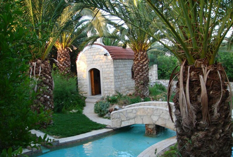 Lili Hotel 7