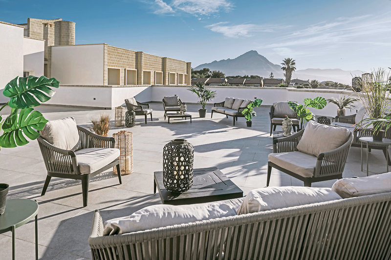 Himera Beach Club 18