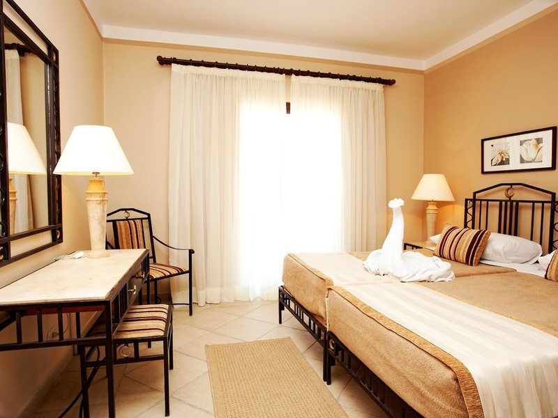 Solymar Ivory Suites 11