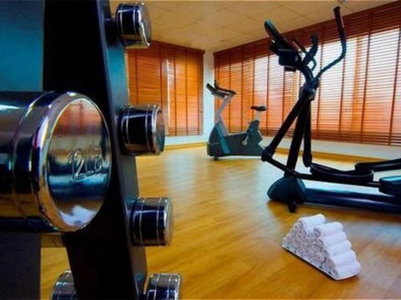 Holiday Inn Express Dubai Safa Park 22