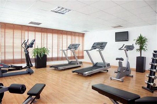 Holiday Inn Express Dubai Safa Park 4