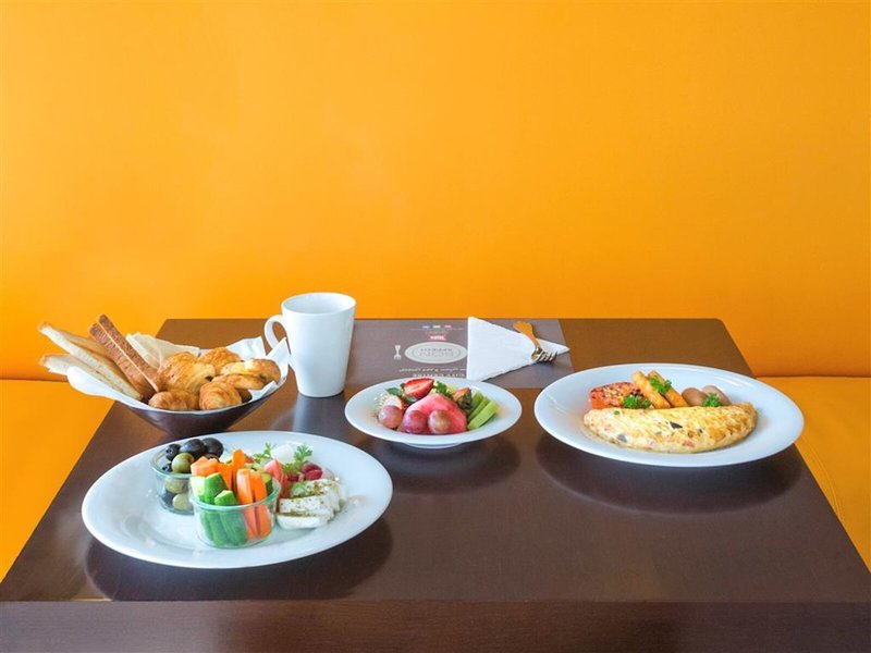 ibis Deira City Centre 11