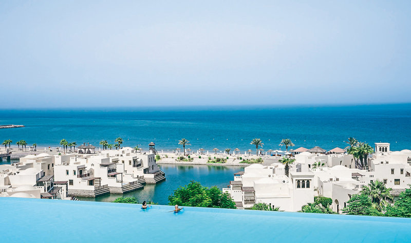 The Cove Rotana Resort 10