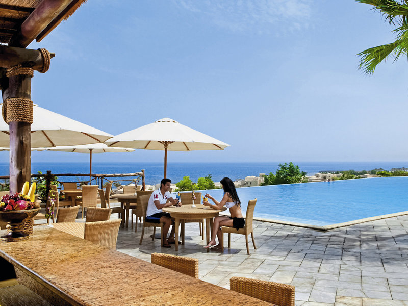 The Cove Rotana Resort 16