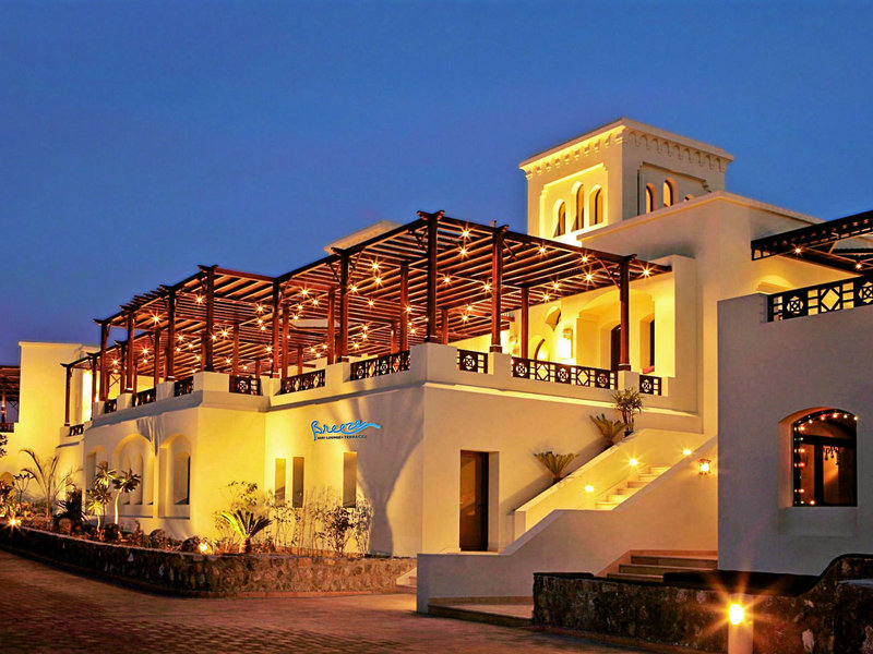 The Cove Rotana Resort 19